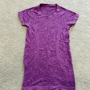 Lululemon Purple Short Sleeve T-shirt